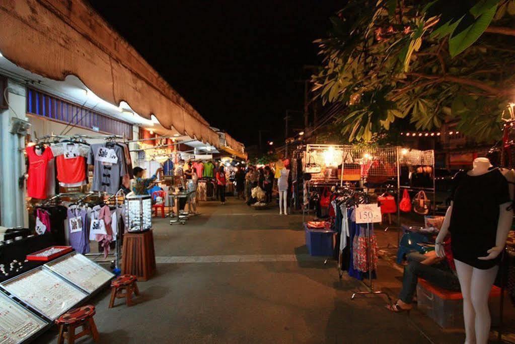 Hansanan Hotel Phitsanulok Exterior foto